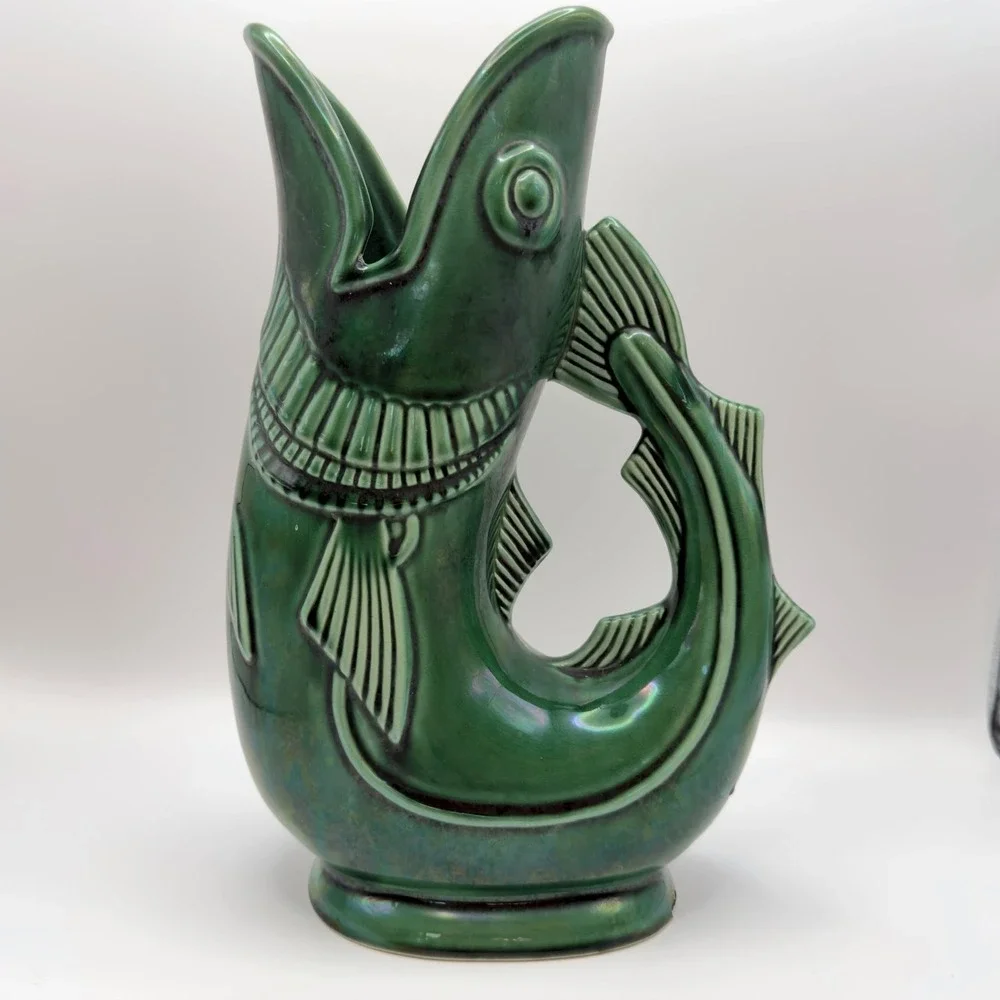 VTG Shreve Crump & Low Gurgling Cod Fish Pitcher Iridescent Green
